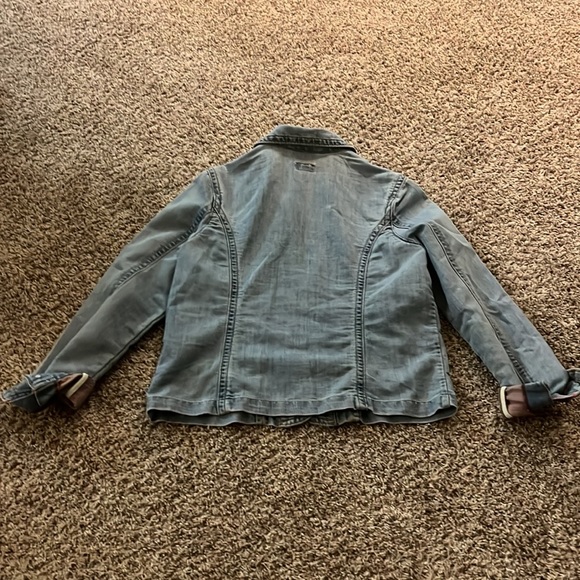 Women’s jean jacket - Picture 6 of 7